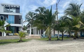 Casa de Playa frente al mar.